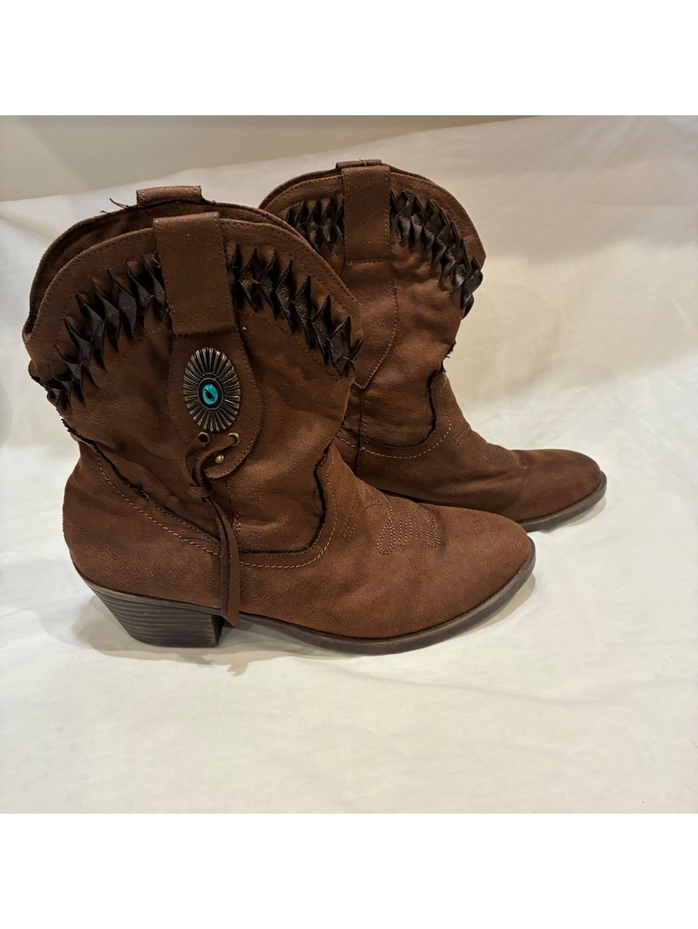 Rampage "Sidnie" Brown Western Ankle Boots with Turquoise Concho Accent Size 9M